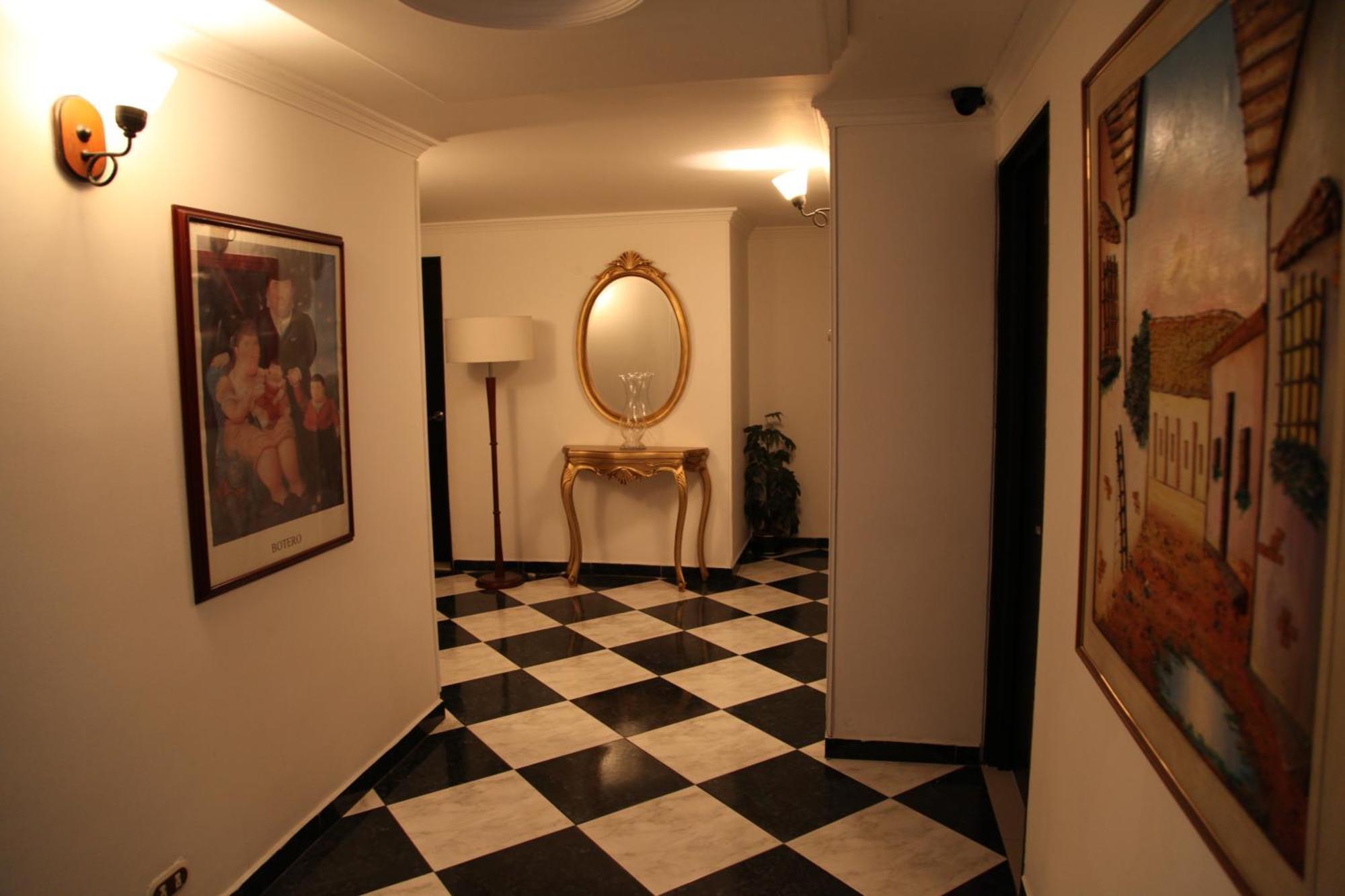 Apartahotel Bogota Gran Marquez, Apartaestudios Y Habitaciones Buitenkant foto